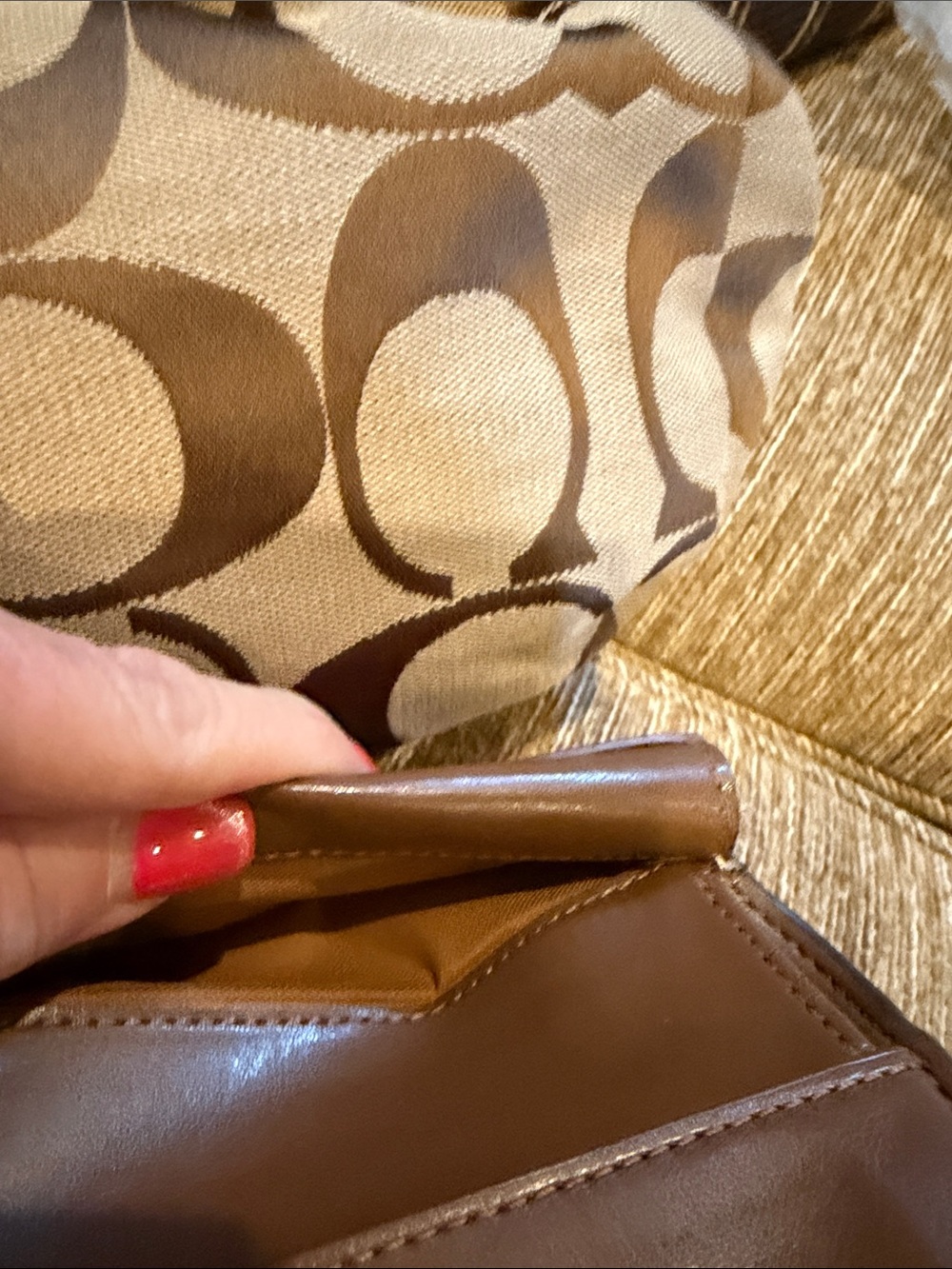 Coach Brown Monogram Canvas Wallet with White Leather and Tab Accent 💼 - Picture 10 of 16